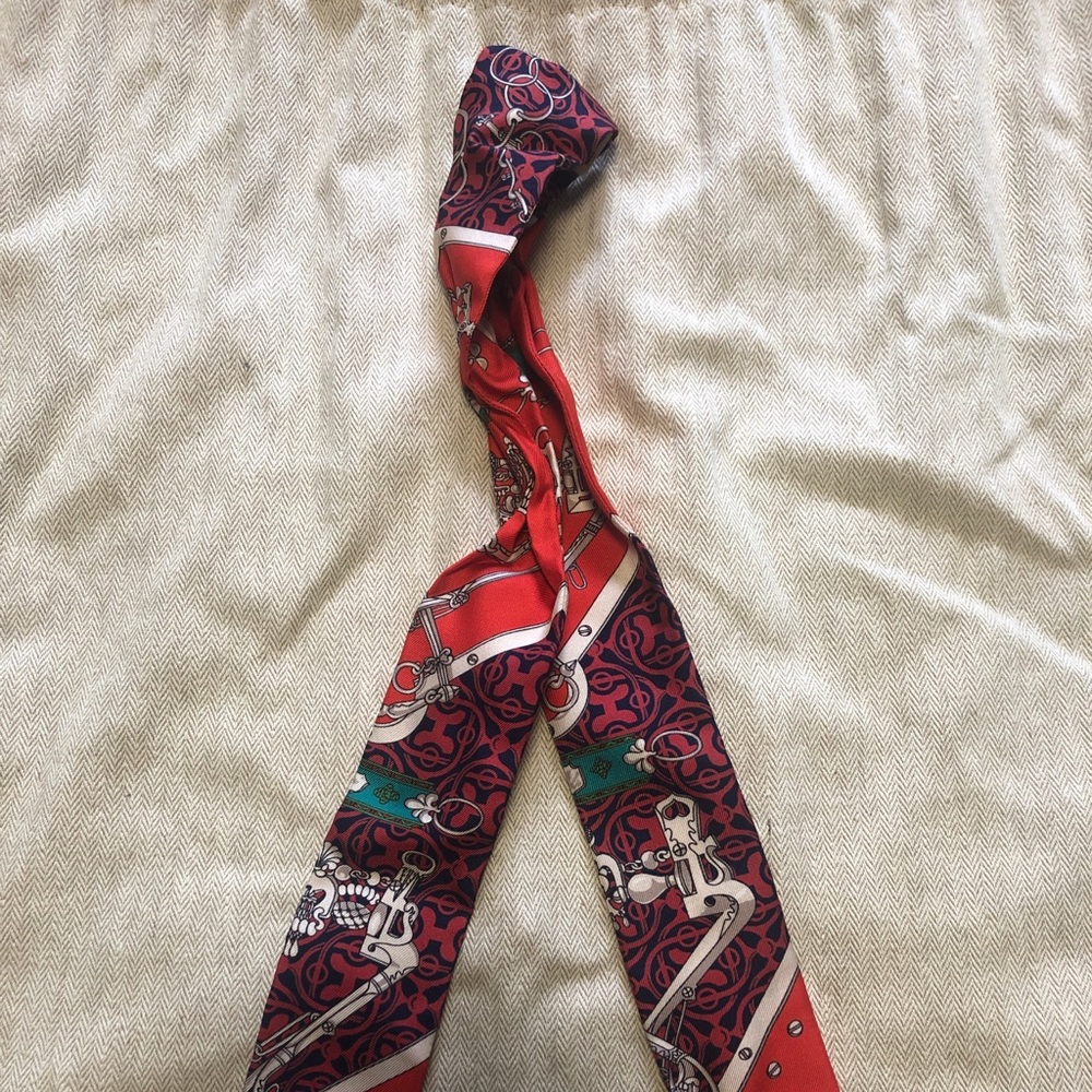 Hermès Twilly Bag Scarf